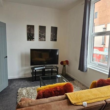 City Blessed Aptm 5 With Free Parking South Shields Exterior foto